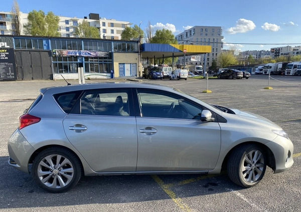 Toyota Auris cena 37900 przebieg: 183600, rok produkcji 2013 z Warszawa małe 56